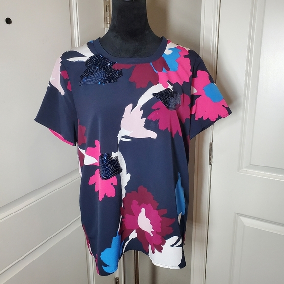 DKNY Womens Navy Printed Short Sleeve Jewel Neck Top Size Medium NWOT - Picture 16 of 16